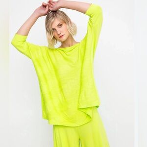 Ozai N Ku Racquet Top